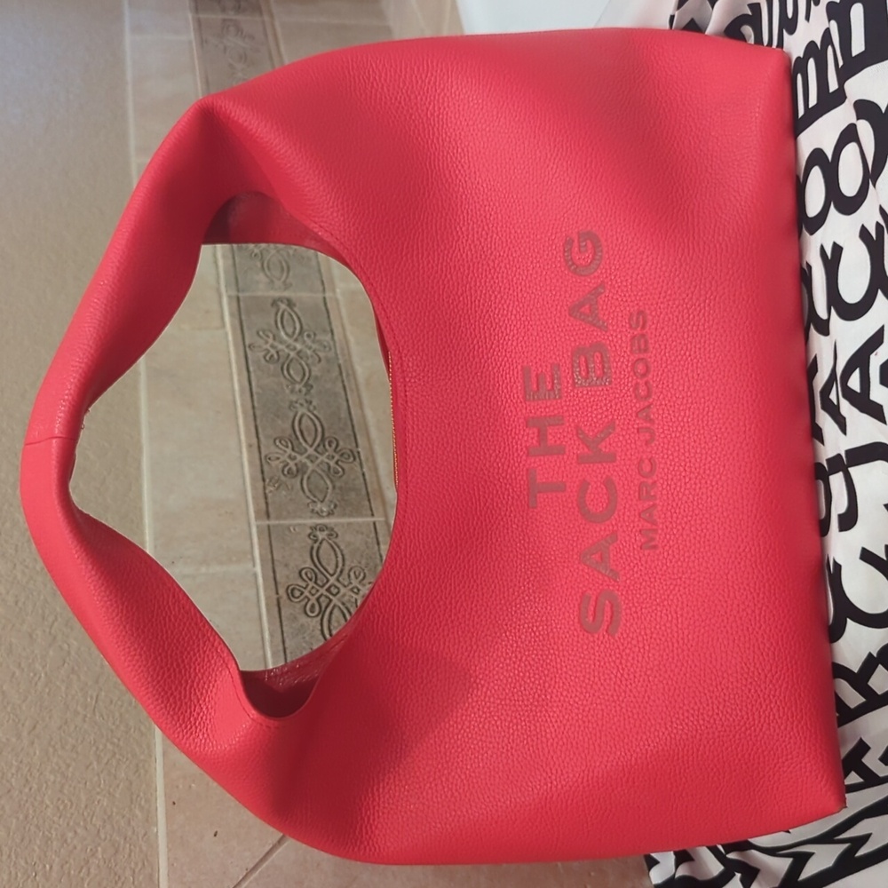 Marc Jacobs The Sack Tote Bag Leather Medium True Red